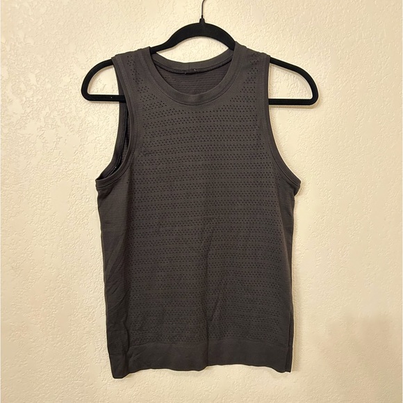 lululemon athletica Tops - Lululemon Breeze By Muscle Tank